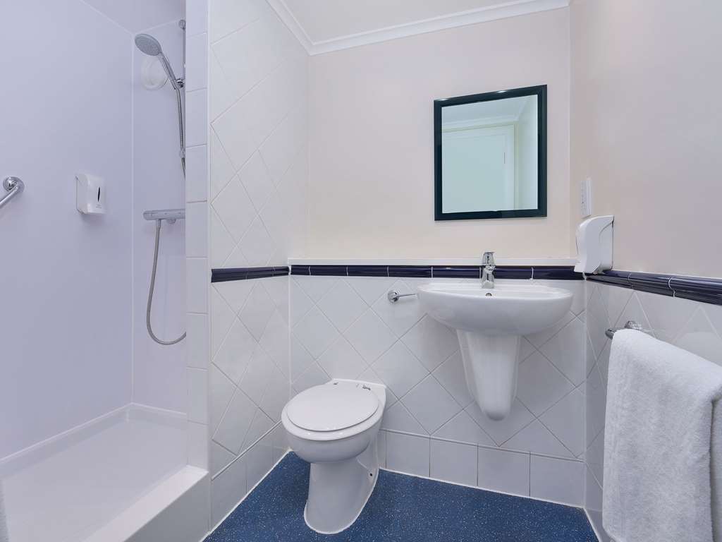 Travelodge Chester Warrington Road Habitación foto